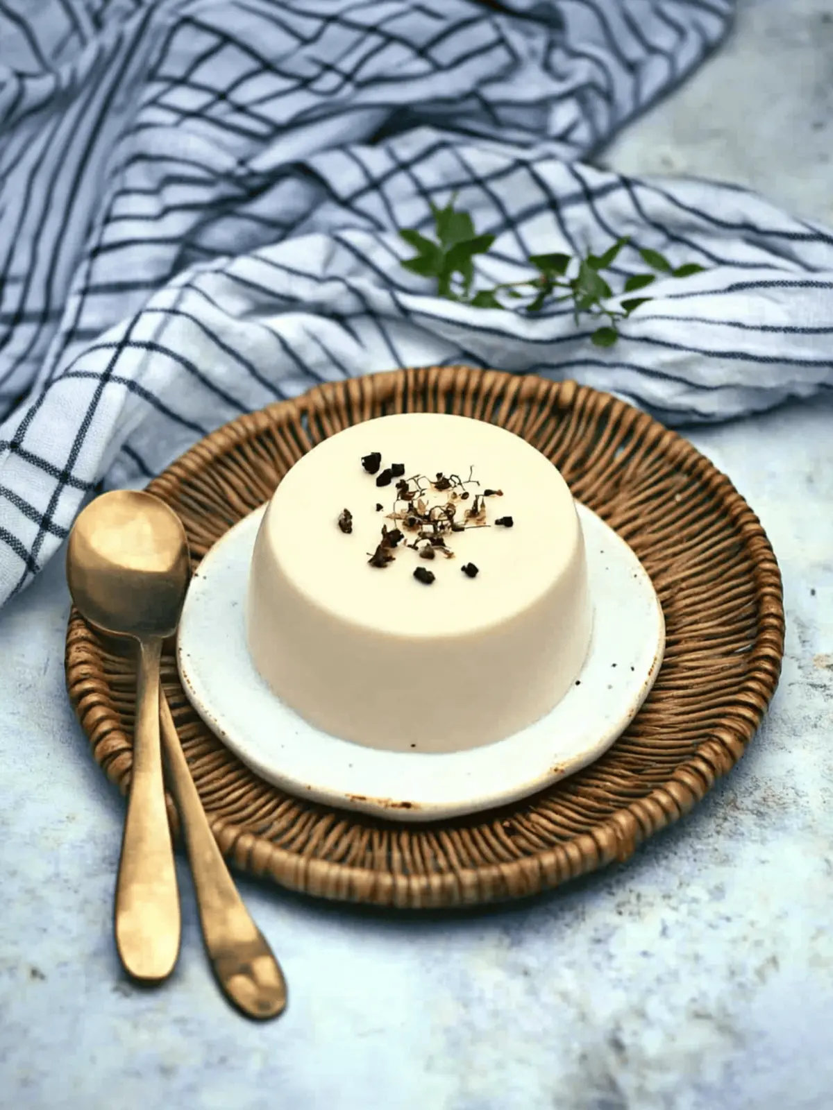 Earl Grey Panna Cotta: Silky Delight in Just 30 Minutes 4 Earl Grey Panna Cotta