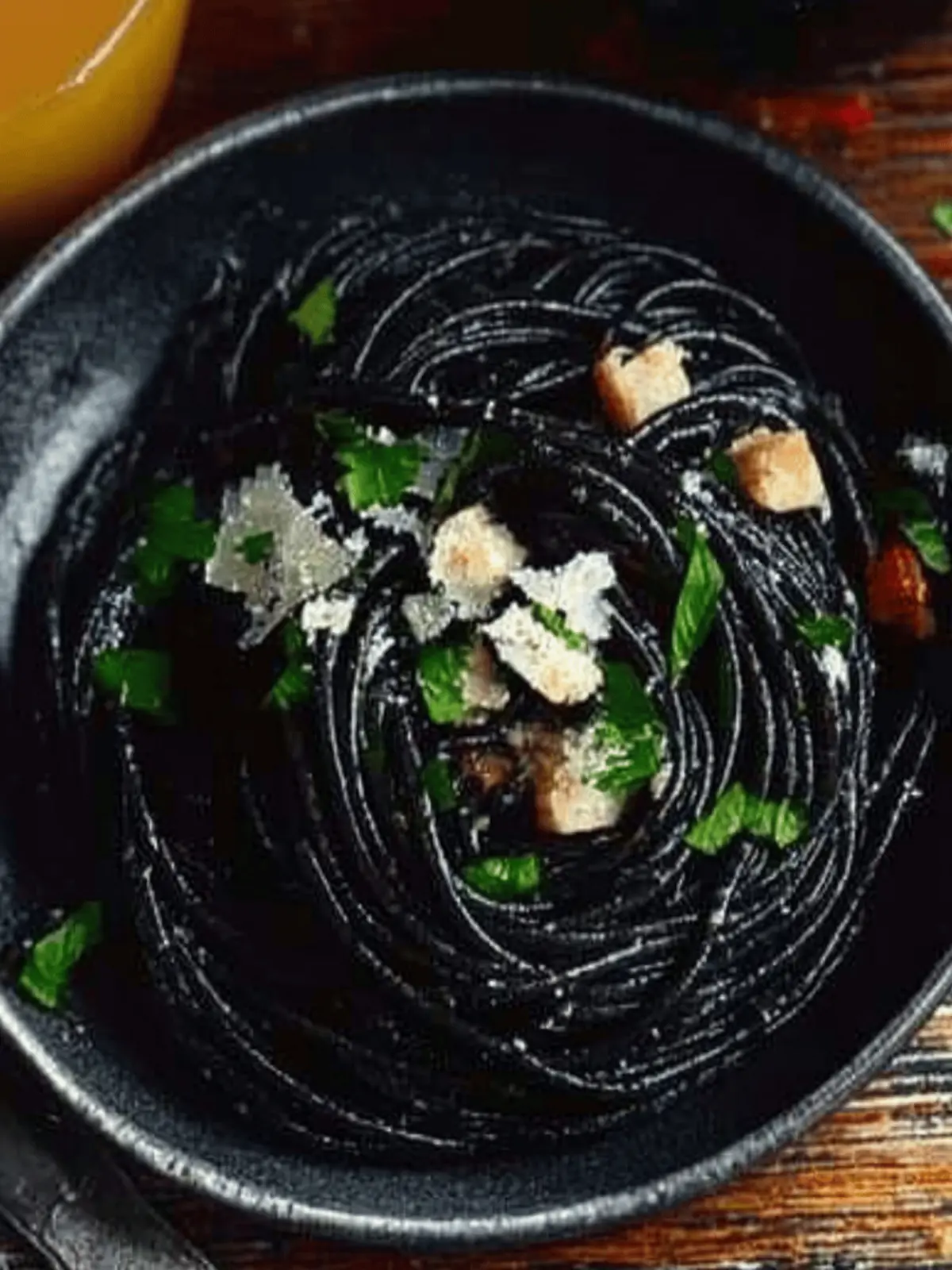 Spooky Squid Ink Spaghetti Aglio e Olio for Halloween Fun 4 Squid Ink Spaghetti Aglio e Olio